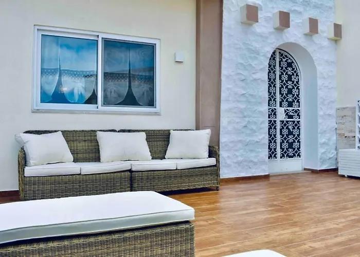 Modern Luxury In St. Julians Villa San Julián