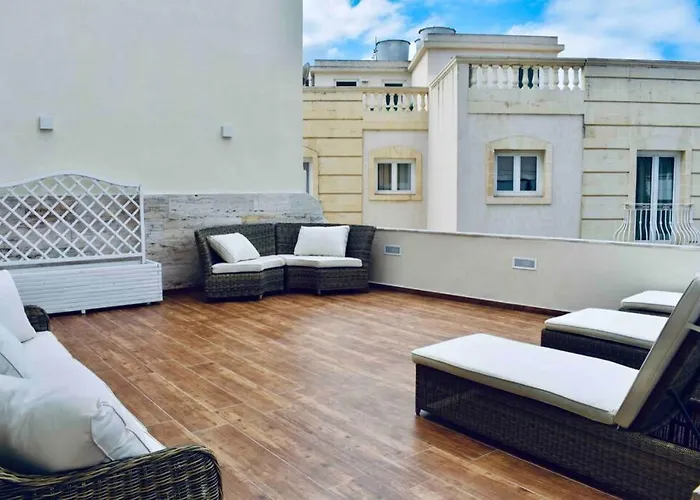 Villa Modern Luxury In St. Julians